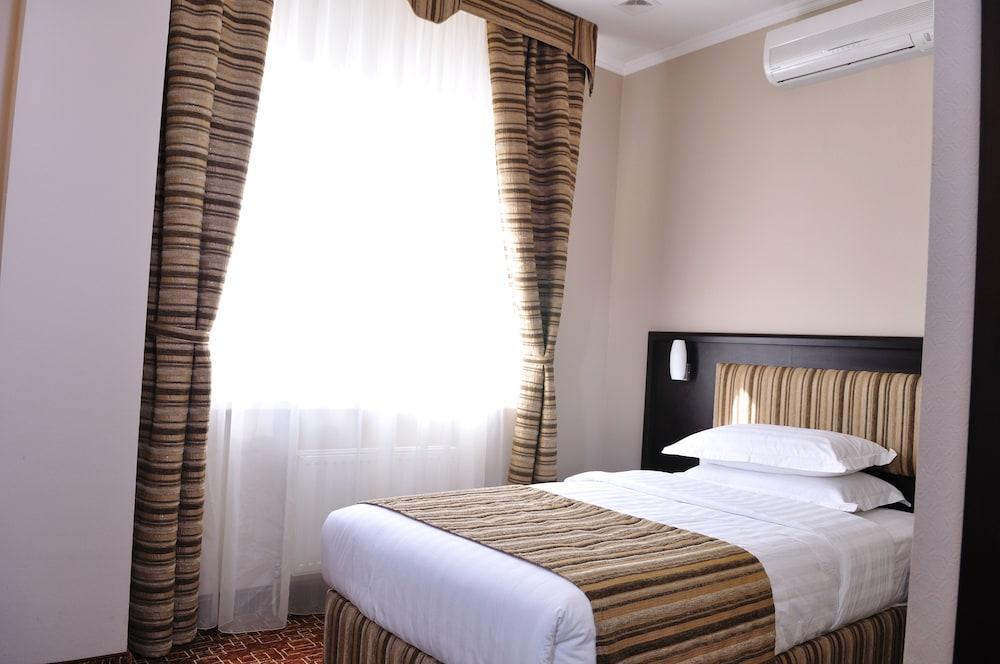 Inn Ozz Astana المظهر الخارجي الصورة