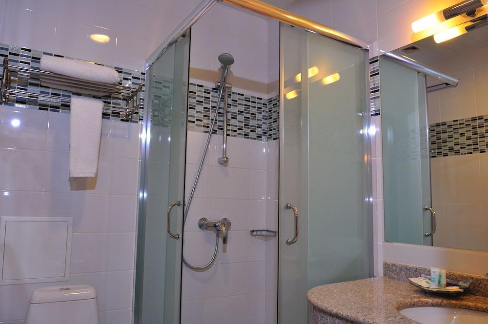 Inn Ozz Astana المظهر الخارجي الصورة