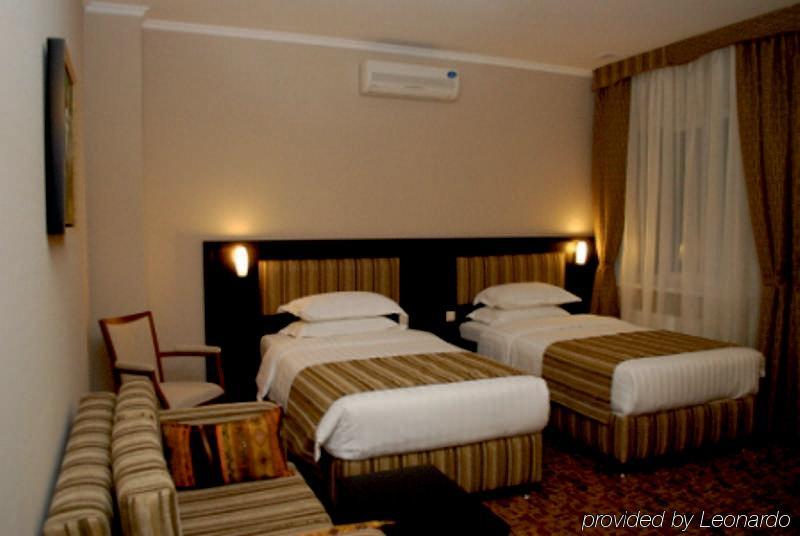 Inn Ozz Astana الغرفة الصورة
